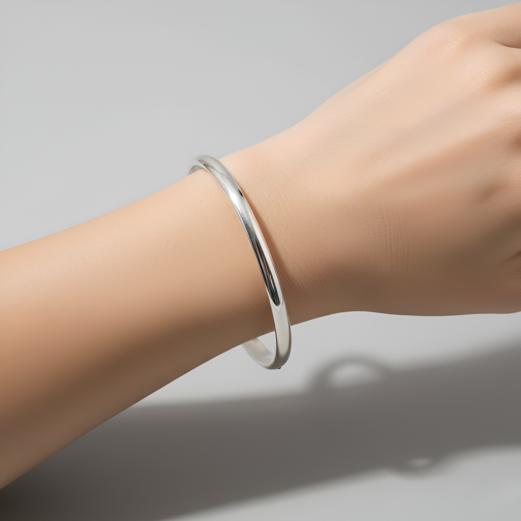 Minimalist Silver Bangle
